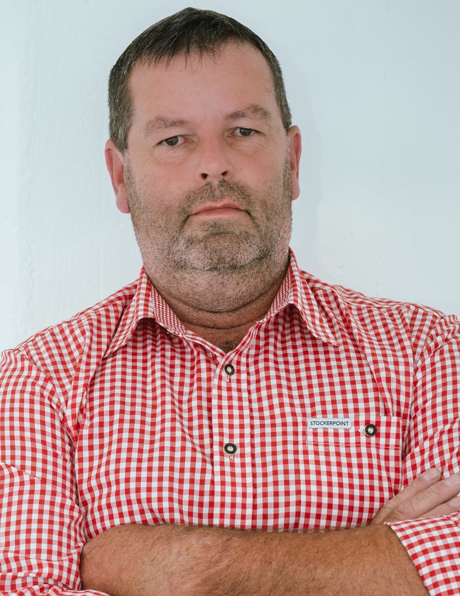 GR Robert Branz